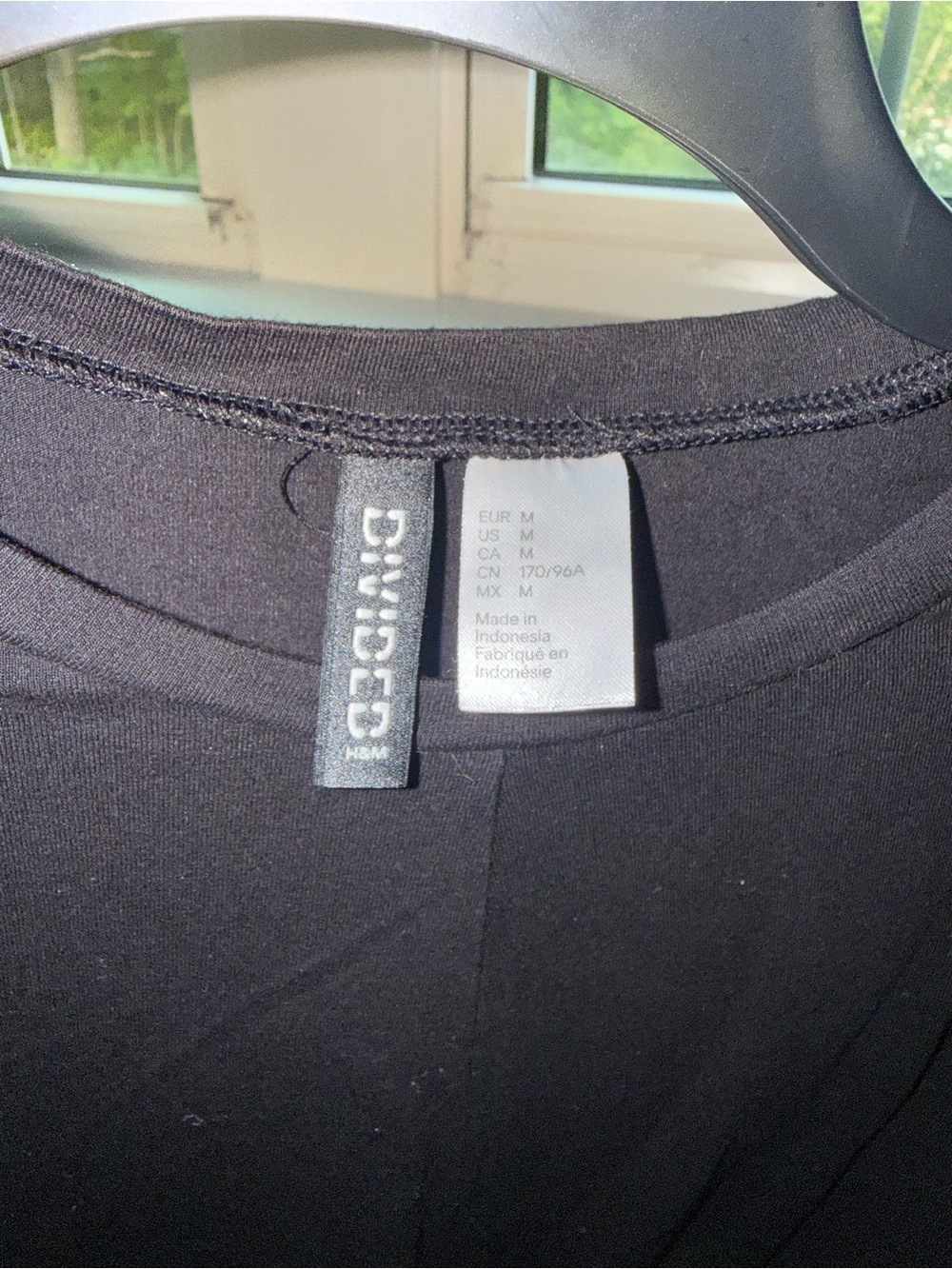H&M Divided Black Crop Top